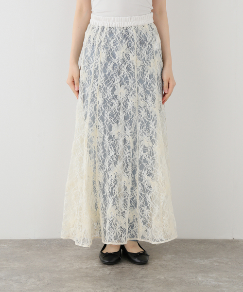 IENA LA BOUCLE(イエナラブークル)の「IENA LA BOUCLE Lace on Lace スカート(スカート・レディース・ホワイト・FREE)」の2枚目の写真