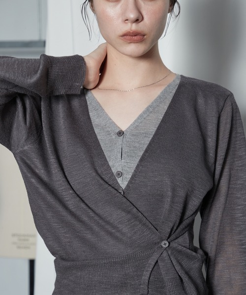 OFROOM(オフルーム)の「Bicolor Docking Cardigan|バイカラードッキングカーディガン(カーディガン/ボレロ・レディース・ネイビー/ブラック/グレー/ブラウン・FREE)」の21枚目の写真