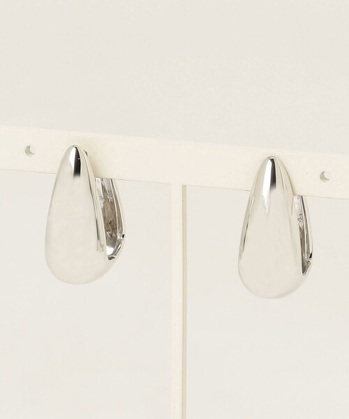 PLUS VENDOME(プラス ヴァンドーム)の「MAKI KANEKO × PLUSV collaboration_ピアス(ピアス(両耳用)・レディース・シルバー/ゴールド・ONE SIZE)」の7枚目の写真