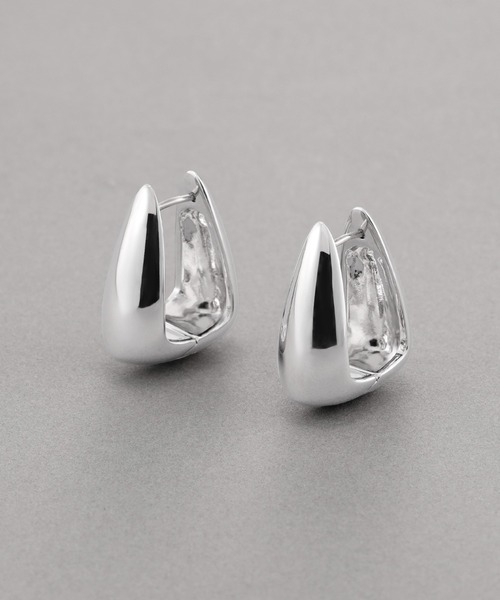 PLUS VENDOME(プラス ヴァンドーム)の「MAKI KANEKO × PLUSV collaboration_ピアス(ピアス(両耳用)・レディース・シルバー/ゴールド・ONE SIZE)」の8枚目の写真