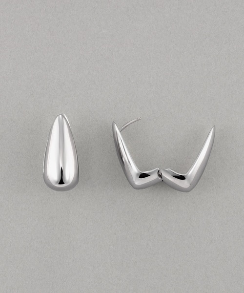 PLUS VENDOME(プラス ヴァンドーム)の「MAKI KANEKO × PLUSV collaboration_ピアス(ピアス(両耳用)・レディース・シルバー/ゴールド・ONE SIZE)」の9枚目の写真