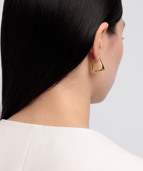 PLUS VENDOME(プラス ヴァンドーム)の「MAKI KANEKO × PLUSV collaboration_ピアス(ピアス(両耳用)・レディース・シルバー/ゴールド・ONE SIZE)」の5枚目の写真