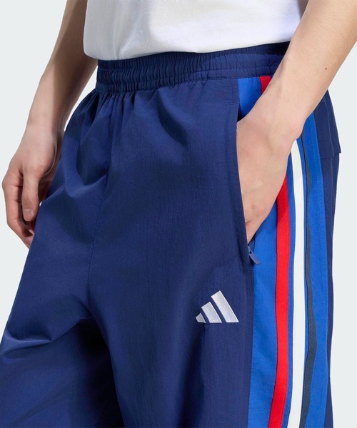 adidas(アディダス)の「スタジアム カラー ブロック オープンヘム トラックパンツ / アディダス adidas(その他パンツ・メンズ・ブルー・MEDIUM/X-LARGE/SMALL/LARGE/3XL/XX-LARGE)」の3枚目の写真