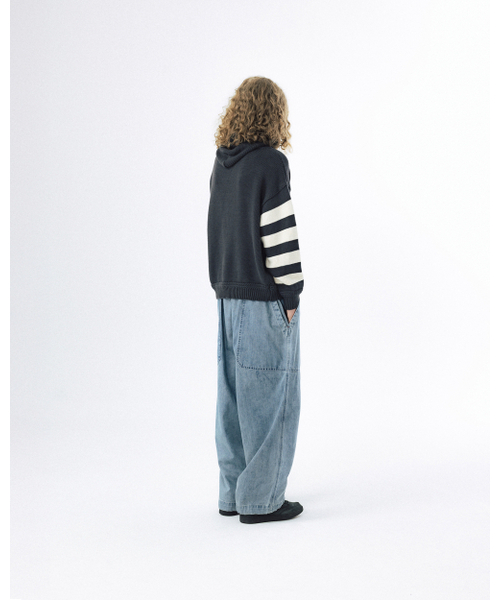 ANGLAN(アングラン)の「ストライプニットフーディー - チャコール(ニット/セーター・メンズ・その他・ONE SIZE)」の4枚目の写真