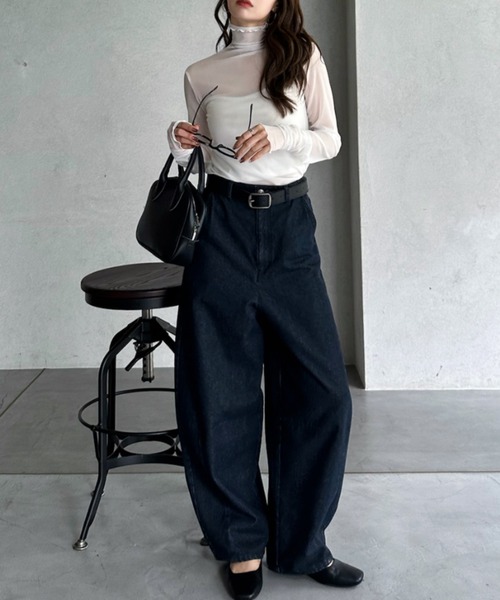 TREOVER（トレオーバー）の「ギャザーデザイン ハイネックシアートップス（Tシャツ/カットソー・レディース・チャコールグレー/スモークピンク/イエロー/ホワイト/ライトブルー/ブラウン/ブラック・MEDIUM/LARGE）」の11枚目の写真