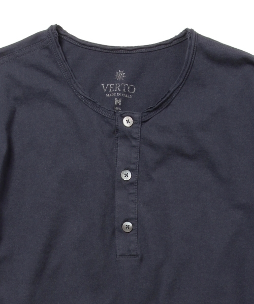 BRILLA per il gusto(ブリッラペルイルグースト)の「◇VERTO / カットオフ ヘンリー(Tシャツ/カットソー・メンズ・ホワイト/ネイビー/グレー・X-SMALL/LARGE/SMALL/MEDIUM)」の16枚目の写真