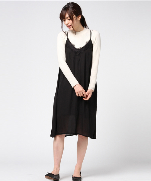 MERLOT(メルロー)の「レースシフォンキャミワンピース4878(ワンピース・レディース・ピンク/オフホワイト/グレー/ブラック/ライトブルー・FREE)」の6枚目の写真