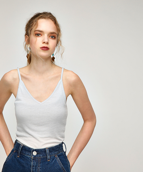 MOUSSY（マウジー）の「BASIC MELLOW CAMISOLE（キャミソール・レディース・イエロー系その他/ブラック/ブラウン/ライトグレー・FREE）」の2枚目の写真