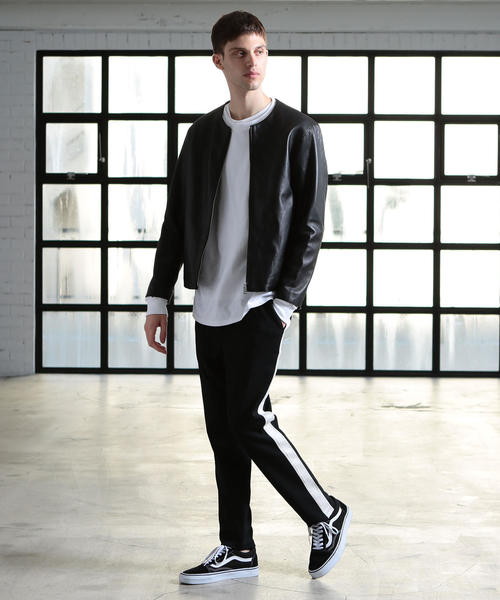 BEAUTY&YOUTH UNITED ARROWS（ビューティーアンドユースユナイテッドアローズ）の「【WEB限定】 by ジャージ ライン テーパードパンツ（その他パンツ・メンズ・ネイビー/ブラック/その他・LARGE/MEDIUM/SMALL）」の16枚目の写真