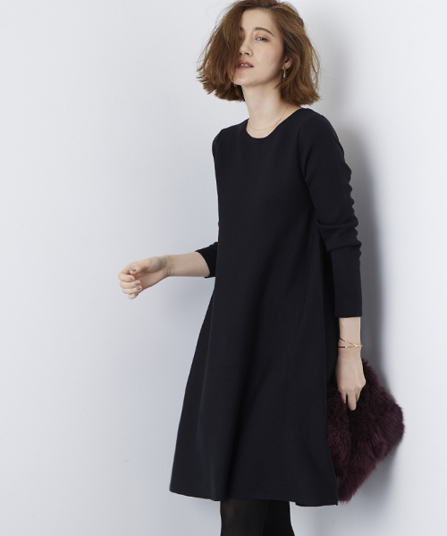 STUDIOUS（ステュディオス）の「Ａラインフレアニットワンピース（ワンピース・レディース・ブラック/ベージュ/バーガンディー/グリーン/ブラウン/グレー・FREE）」の2枚目の写真