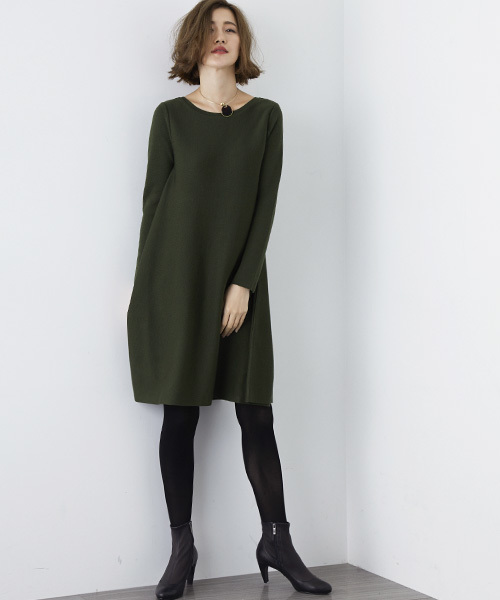 STUDIOUS（ステュディオス）の「Ａラインフレアニットワンピース（ワンピース・レディース・ブラック/ベージュ/バーガンディー/グリーン/ブラウン/グレー・FREE）」の20枚目の写真