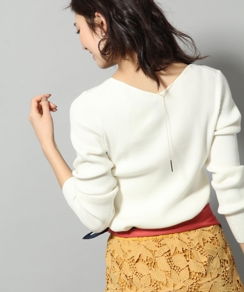 Andemiu（アンデミュウ）の「バックアクセリブプルオーバー786042（ニット/セーター・レディース・ネイビー/オフホワイト/ピンク/イエロー/その他・FREE）」の15枚目の写真