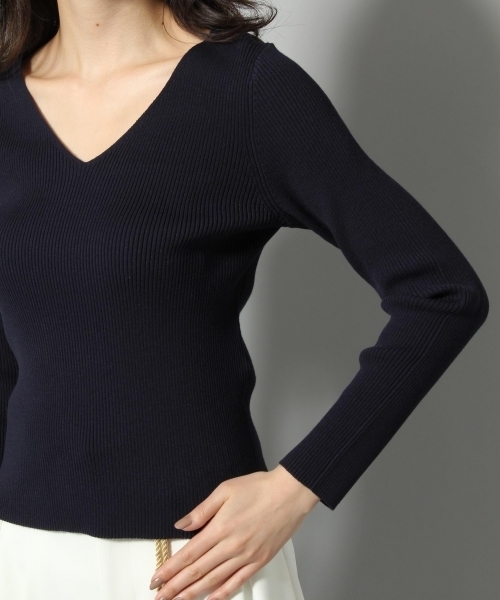 Andemiu（アンデミュウ）の「バックアクセリブプルオーバー786042（ニット/セーター・レディース・ネイビー/オフホワイト/ピンク/イエロー/その他・FREE）」の16枚目の写真