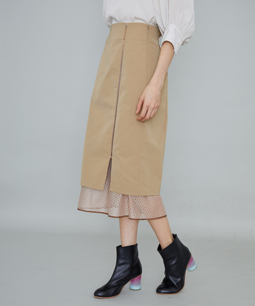 UNITED TOKYO（ユナイテッドトウキョウ）の「コルセットベルトスカート（スカート・レディース・ベージュ/ネイビー・1）」の10枚目の写真