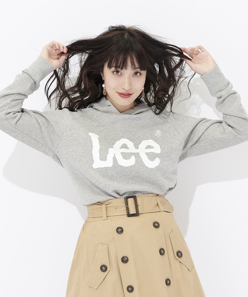 Lee（リー）の「【Lee】ロゴスウェットパーカー（スウェット・レディース・ブラック/パープル/グレー/オフホワイト/ピンク/ワイン/ネイビー・M/L）」の4枚目の写真