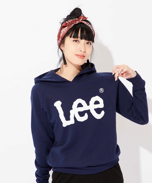 Lee（リー）の「【Lee】ロゴスウェットパーカー（スウェット・レディース・ブラック/パープル/グレー/オフホワイト/ピンク/ワイン/ネイビー・M/L）」の5枚目の写真