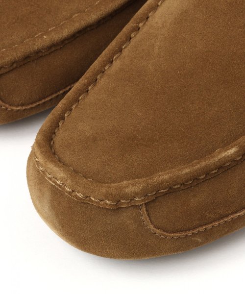 UGG（アグ）の「UGG/アグ　ASCOT（モカシン/デッキシューズ・メンズ・ベージュ/チャコール・SMALL/MEDIUM/LARGE）」の7枚目の写真
