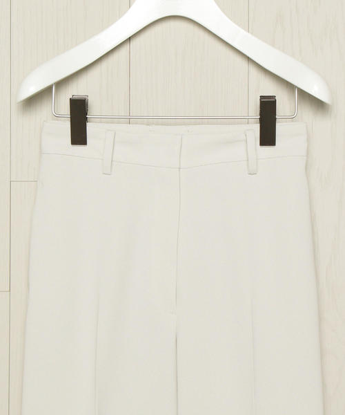 H BEAUTY&YOUTH UNITED ARROWS（エイチビューティーアンドユース