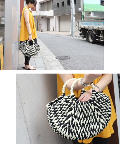 coca（coca）（コカ）の「ミックス編み半月型リングハンドルペーパーバッグ（かごバッグ・レディース・ブラック・ONE SIZE）」の4枚目の写真