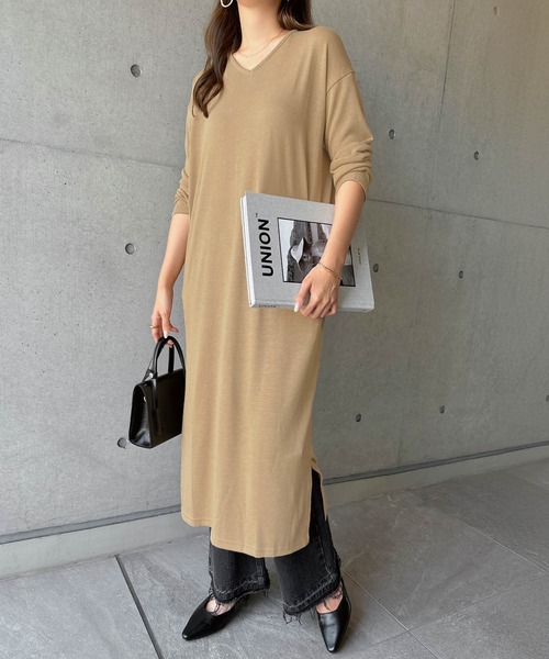 セール】薄手ニットソーVネックロング丈ワンピース（ワンピース