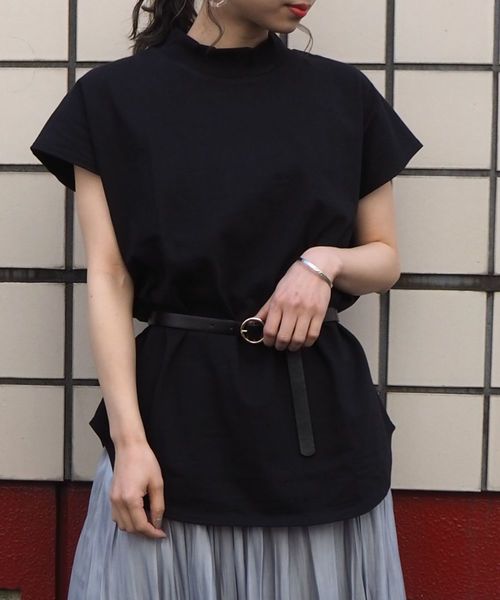 tiptop（ティップトップ）の「モックネックラウンドヘムプルオーバー【ZOZOTOWN限定アイテム】（Tシャツ/カットソー・レディース・ブラック/ベージュ/オフホワイト/グリーン/A・FREE）」の3枚目の写真