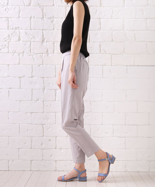 VIVIAN（ヴィヴィアン）の「スクエアトゥネックベルトローヒールサンダル（サンダル・レディース・シルバー/スモークグレー/ブラック系その他/ライトパープル/パイソン/ブラック系その他3/ベージュ系その他3/ブルー系その他3/イエロー系その他3/ペールイエロー/ピンク系その他3/レッド系その他2・LL/SS/S/M/L）」の22枚目の写真