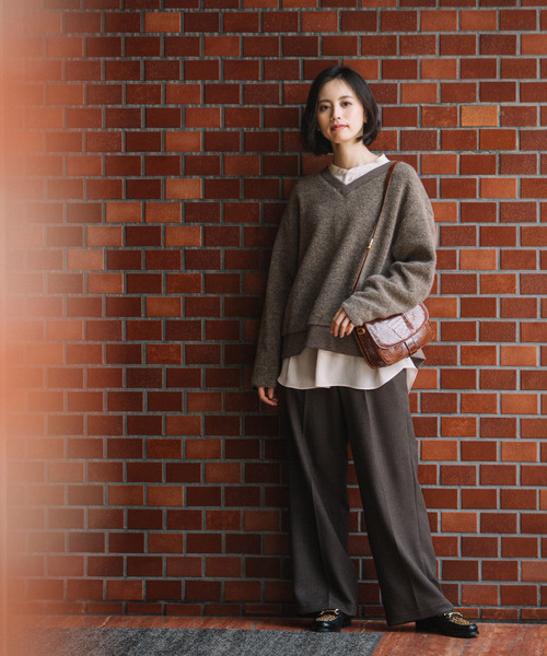 Munich(ミューニック)の「シープパイル Vネックプルオーバー(Tシャツ/カットソー・レディース・グレー/モカ/オートミール・FREE)」の14枚目の写真