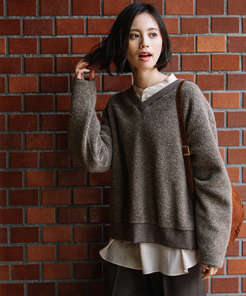Munich(ミューニック)の「シープパイル Vネックプルオーバー(Tシャツ/カットソー・レディース・グレー/モカ/オートミール・FREE)」の16枚目の写真
