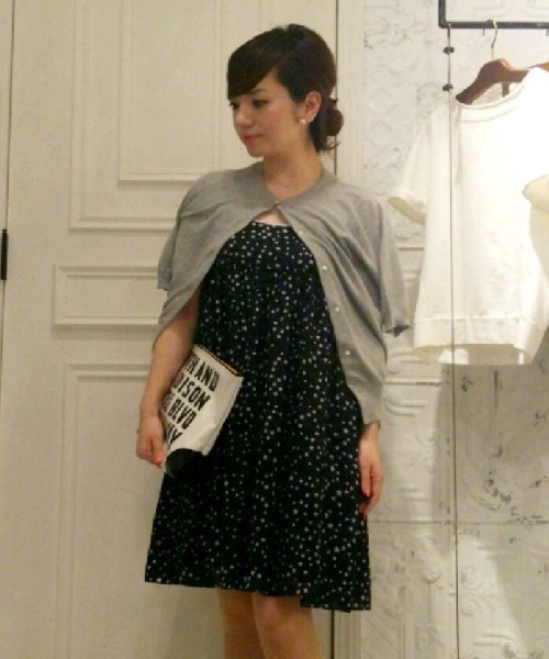 Liesse（リエス）の「半袖カーデ（カーディガン/ボレロ・レディース・ホワイト/ブラック/グレー/ブルー/ダークブラック/トップグレー・9）」の4枚目の写真