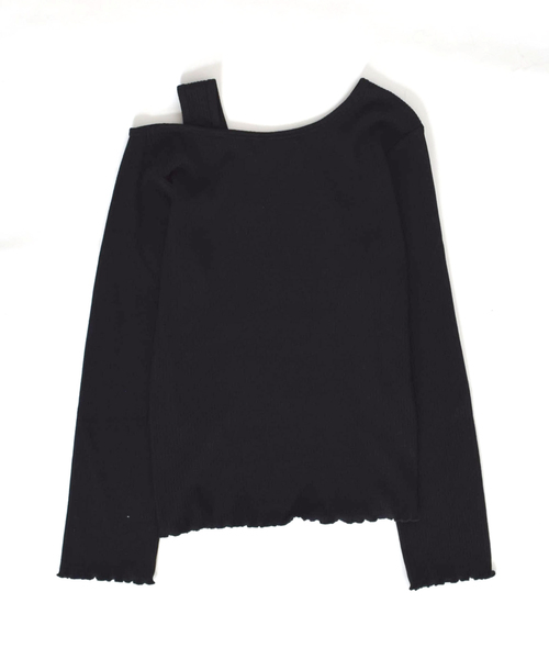 w closet（ダブルクローゼット）の「オフショルダーメロウプルオーバー（Tシャツ/カットソー・レディース・ブラック/ベージュ/スモークグレー・FREE）」の4枚目の写真