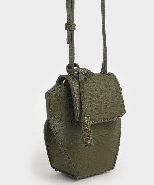 CHARLES & KEITH（チャールズ & キース）の「ジオメトリック クロスボディバッグ / Geometric Crossbody