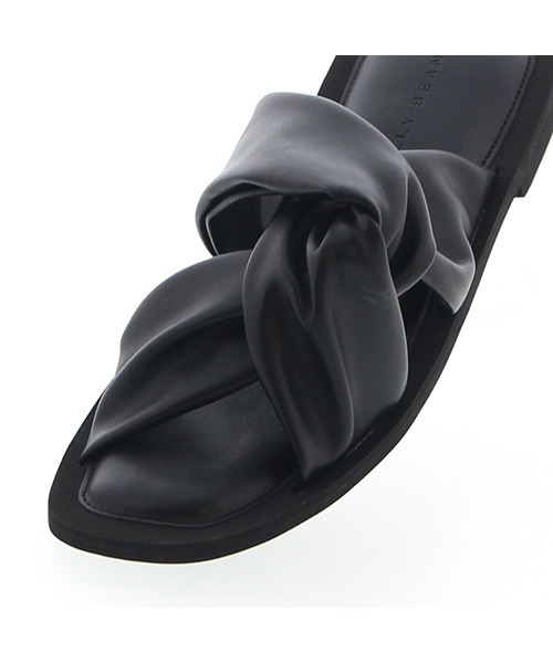 JELLY BEANS(ジェリービーンズ)の「ターバンフラットサンダル(115-19301)JELLY BEANS(ジェリービーンズ)(サンダル・レディース・ホワイト/ブラック/グレイッシュベージュ・LL/S/M/L)」の7枚目の写真