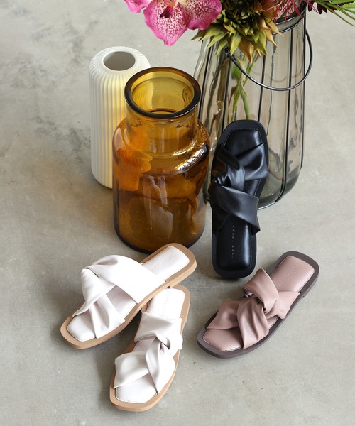 JELLY BEANS(ジェリービーンズ)の「ターバンフラットサンダル(115-19301)JELLY BEANS(ジェリービーンズ)(サンダル・レディース・ホワイト/ブラック/グレイッシュベージュ・LL/S/M/L)」の14枚目の写真