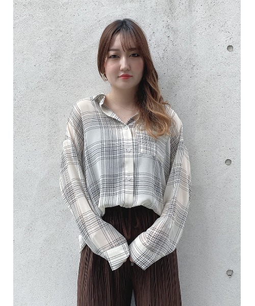 one way(ワンウェイ)の「チェックシアーシャツ(シャツ/ブラウス・レディース・ホワイト/ブラック/ベージュ・FREE)」の13枚目の写真