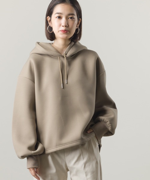 OMNES（オムネス）の「スポンジポンチプルオーバーパーカー（パーカー・レディース・ベージュ/ネイビー/モカ・FREE）」の4枚目の写真