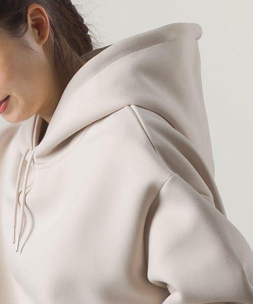 OMNES（オムネス）の「スポンジポンチプルオーバーパーカー（パーカー・レディース・ベージュ/ネイビー/モカ・FREE）」の22枚目の写真