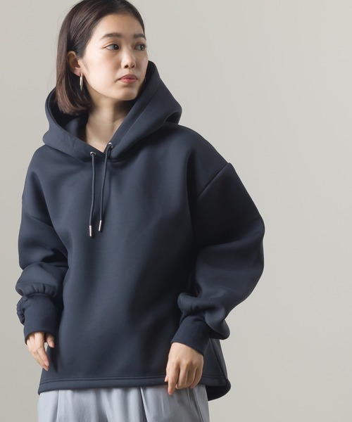 OMNES（オムネス）の「スポンジポンチプルオーバーパーカー（パーカー・レディース・ベージュ/ネイビー/モカ・FREE）」の11枚目の写真