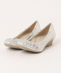 ANTEPRIMA（アンテプリマ）の「小花モチーフウェッジヒールパンプス（パンプス）」