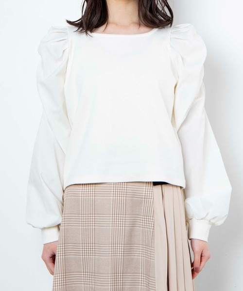 WEGO(ウィゴー)の「WEGO/パフギャザースリーブスクエアネックトップス(Tシャツ/カットソー・レディース・ホワイト/ブラック/サックスブルー/ライトピンク/ライトパープル/ライトブラウン・FREE)」の19枚目の写真