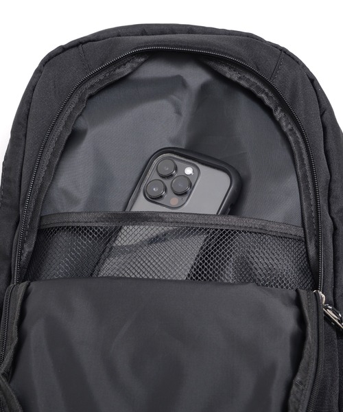 Arnold Palmer（アーノルドパーマー）の「10ポケットリュック レギュラーサイズ（バックパック/リュック・レディース・ブラック/ベージュ/カーキ/ネイビー/レッド/ワイン/グリーン/オフホワイト/ブラウン・F）」の12枚目の写真