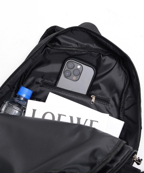 Arnold Palmer（アーノルドパーマー）の「10ポケットリュック レギュラーサイズ（バックパック/リュック・レディース・ブラック/ベージュ/カーキ/ネイビー/レッド/ワイン/グリーン/オフホワイト/ブラウン・F）」の13枚目の写真