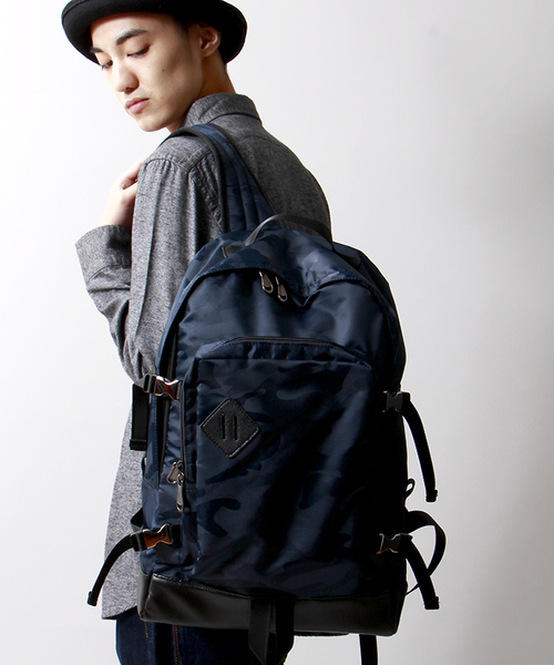 WEGO(ウィゴー)の「WEGO/サイドテープリュック(バックパック/リュック・メンズ・ブラック/ネイビー・FREE)」の1枚目の写真