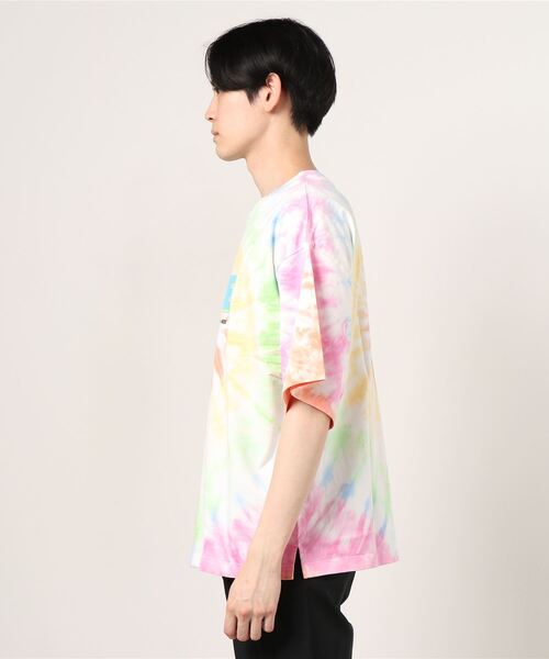 EXIEEE（イグジー）の「タイダイロゴ5分袖ワイドTシャツ（T