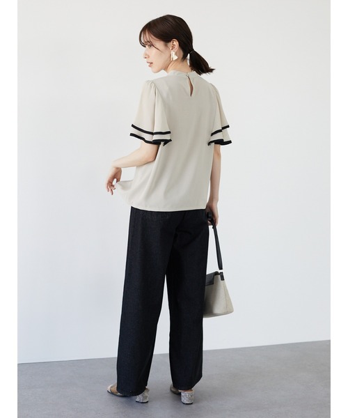 Green　Parks（グリーンパークス）の「・ELENCARE DUE　ラッフルスリーブブラウス＊（シャツ/ブラウス・レディース・ブラック/ベージュ/ピンク/アイボリー・FREE）」の14枚目の写真