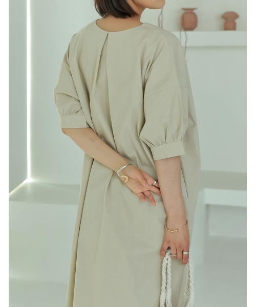 Re:EDIT（リエディ）の「ストレッチコットンパフスリーブVネックワンピース（ワンピース・レディース・イエロー/アイボリー/モカ・MEDIUM/LARGE/SHORT/TALL）」の11枚目の写真