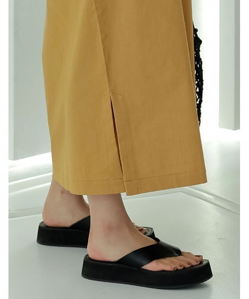 Re:EDIT（リエディ）の「ストレッチコットンパフスリーブVネックワンピース（ワンピース・レディース・イエロー/アイボリー/モカ・MEDIUM/LARGE/SHORT/TALL）」の12枚目の写真