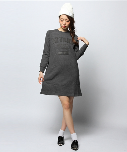 ROSE BUD(ローズバッド)の「【mina掲載】LCTO-14213 BEYOND THE FELT PATCH MINI DRESS(ワンピース・レディース・チャコール/ネイビー・ONE SIZE)」の12枚目の写真