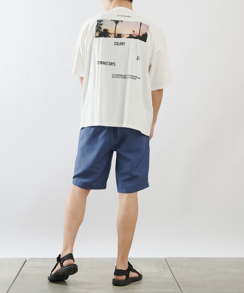 COLONY 2139（コロニートゥーワンスリーナイン）の「2139 Tシャツ/ビッグシルエット・PHOTO Tシャツ(ユニセックス可)（Tシャツ/カットソー・メンズ・ホワイト/ブラック/ホワイト系その他/ブラック系その他・MEDIUM/LARGE）」の11枚目の写真