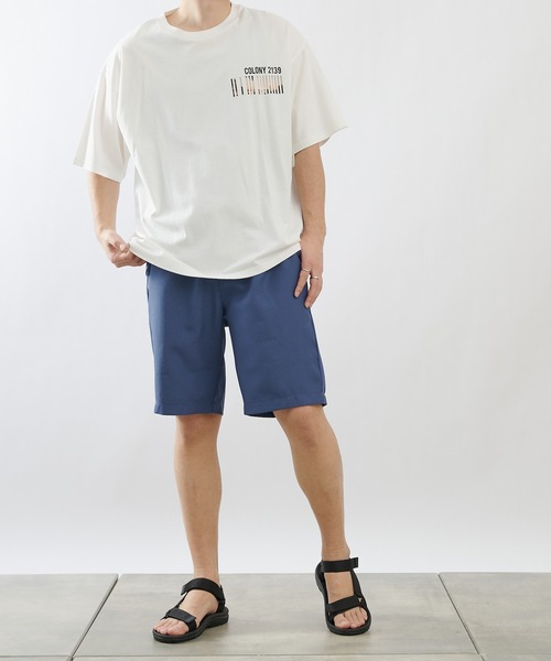 COLONY 2139（コロニートゥーワンスリーナイン）の「2139 Tシャツ/ビッグシルエット・PHOTO Tシャツ(ユニセックス可)（Tシャツ/カットソー・メンズ・ホワイト/ブラック/ホワイト系その他/ブラック系その他・MEDIUM/LARGE）」の13枚目の写真