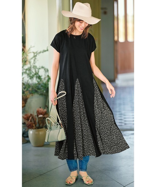 GeeRA（ジーラ）の「サムストラップクロスラインサンダル（サンダル・レディース・スモークピンク/アイボリー/ブラック/パイソン/グリーン・X-LARGE/SMALL/LARGE/MEDIUM）」の11枚目の写真